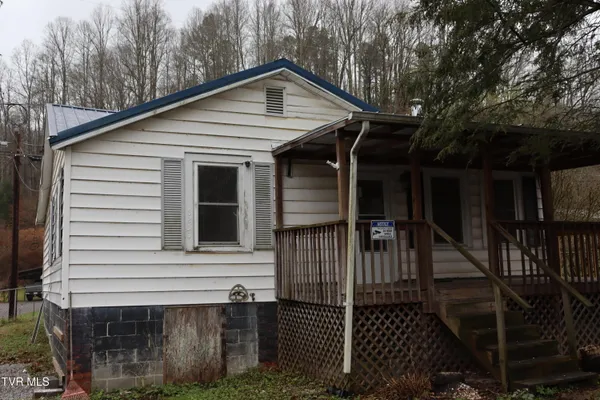 $89,900 | 6250 Josephine Road, Norton, VA 24273