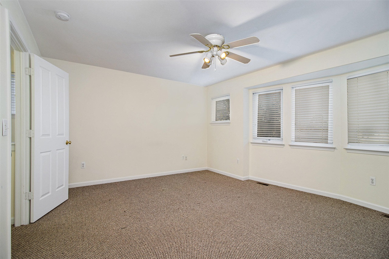 1740 South Maple Road Ann Arbor, MI 48103 - Photo 15 of 35