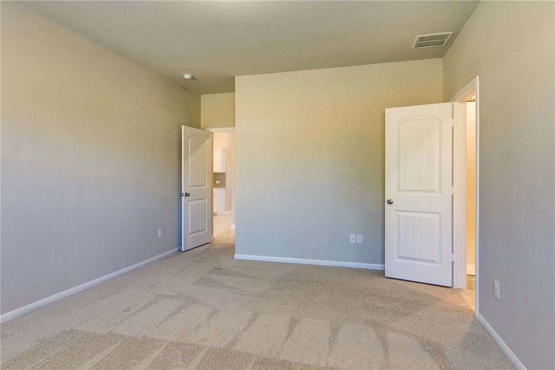 7012 Ranchito Drive Austin, TX 78744 - Photo 19 of 34 a view of an empty room