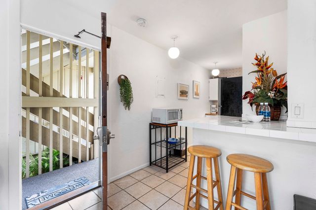 $380,000 | 76-6233 Alii Drive, Unit 161, Kailua-Kona, HI 96740