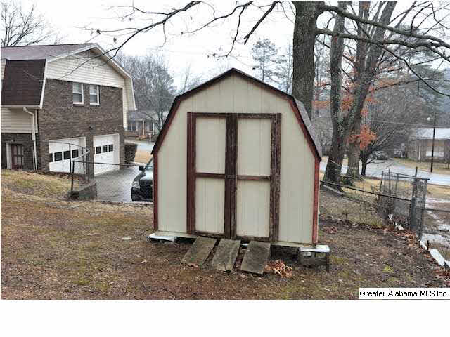 1966 Brewster Road Birmingham, AL 35235 - Photo 4 of 32