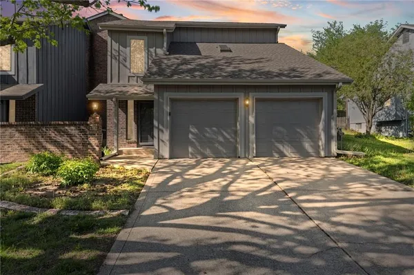 $209,900 | 1202 Northeast 83rd Terrace, Kansas City, MO 64118