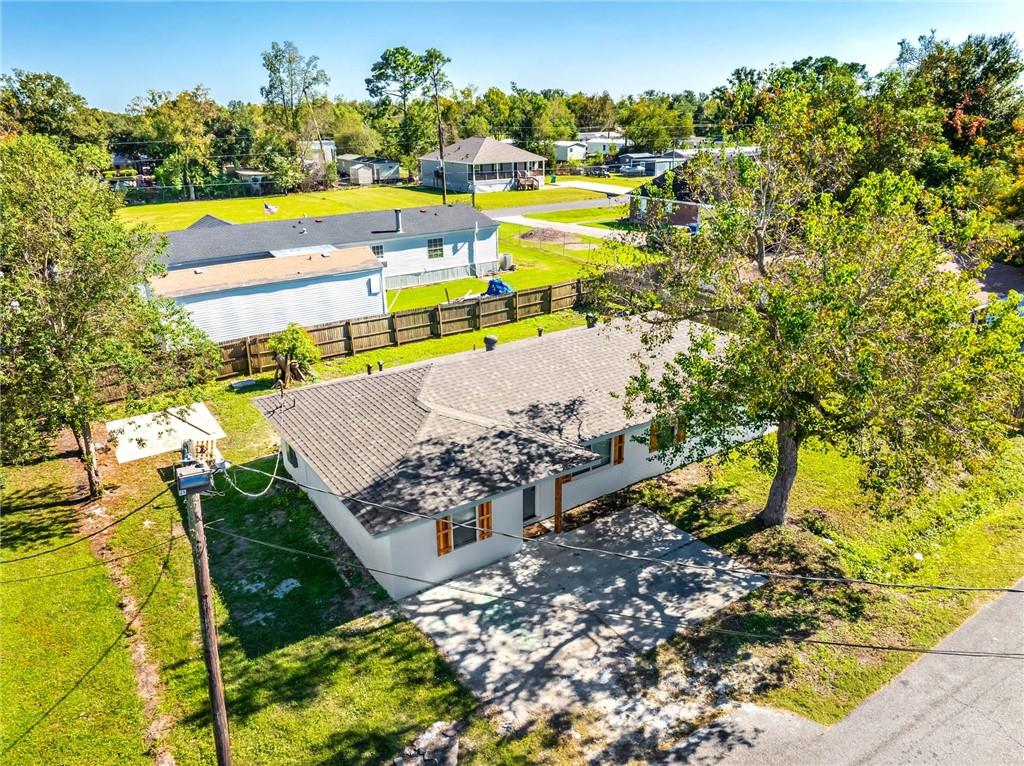 635 St Louis Street Raceland, LA 70394 - Photo 2 of 13