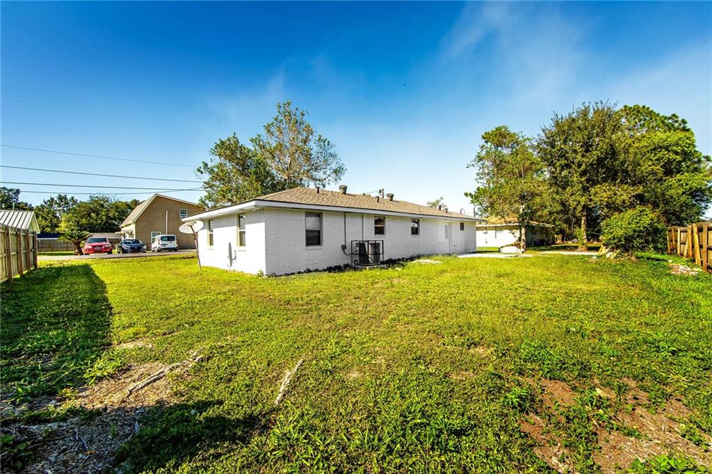 635 St Louis Street Raceland, LA 70394 - Photo 4 of 13