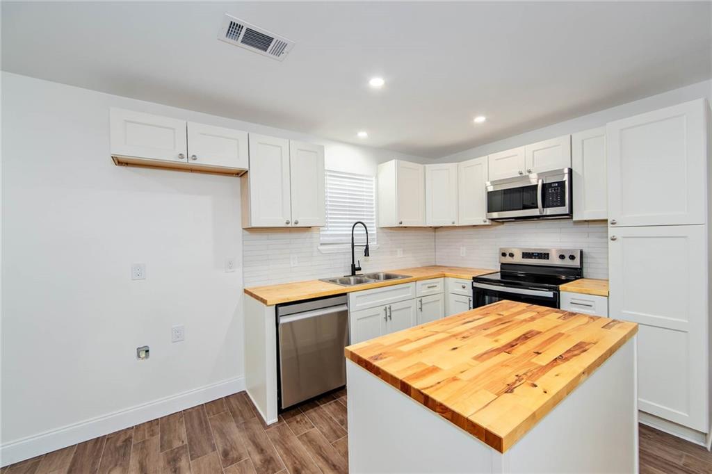 635 St Louis Street Raceland, LA 70394 - Photo 5 of 13