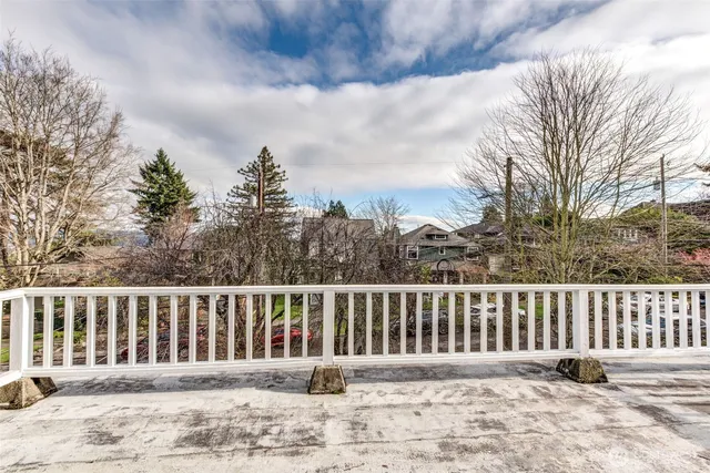 $1,225,000 | 1523 35th Avenue, Seattle, WA 98122