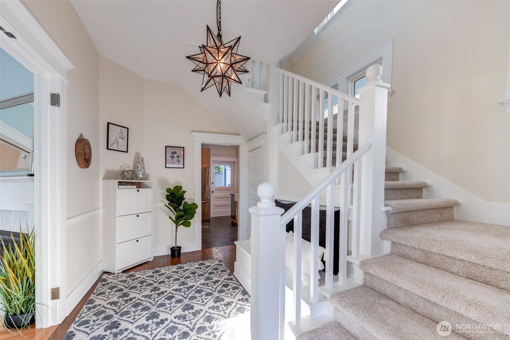 1523 35th Avenue Seattle, WA 98122 - Photo 4 of 35