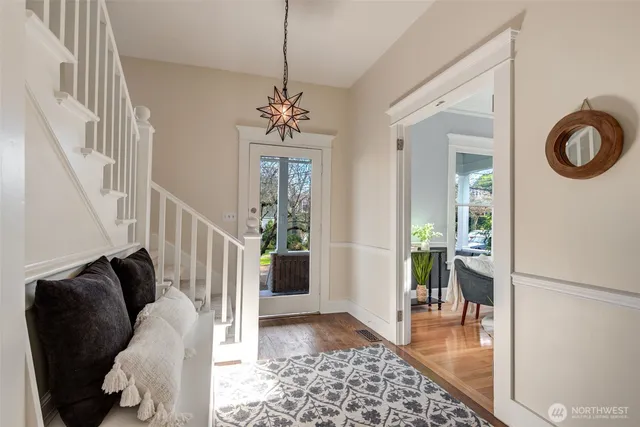 $1,225,000 | 1523 35th Avenue, Seattle, WA 98122