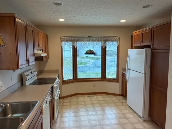 $355,000 | 51 Newcastle Drive, Zeeland, MI 49464