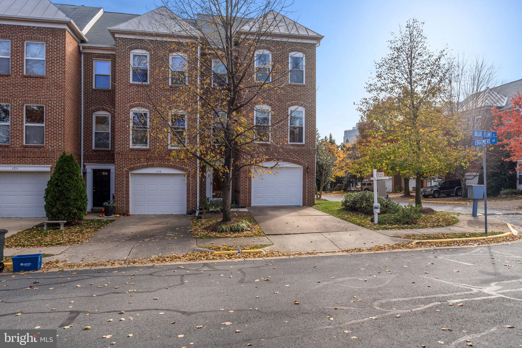 1715 Blue Flint Court Reston, VA 20190 - Photo 2 of 33