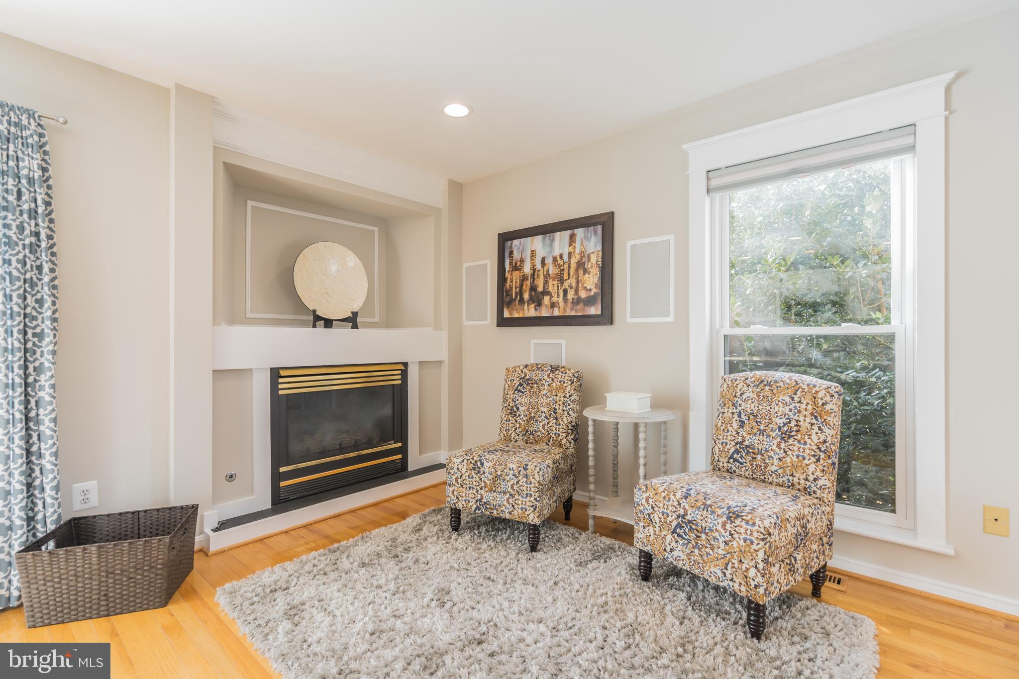 1715 Blue Flint Court Reston, VA 20190 - Photo 5 of 33
