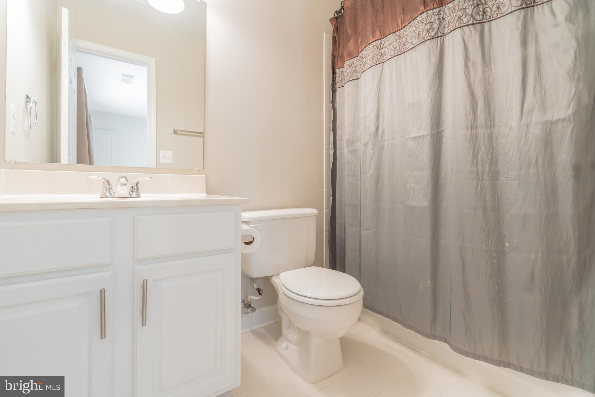 1715 Blue Flint Court Reston, VA 20190 - Photo 8 of 33