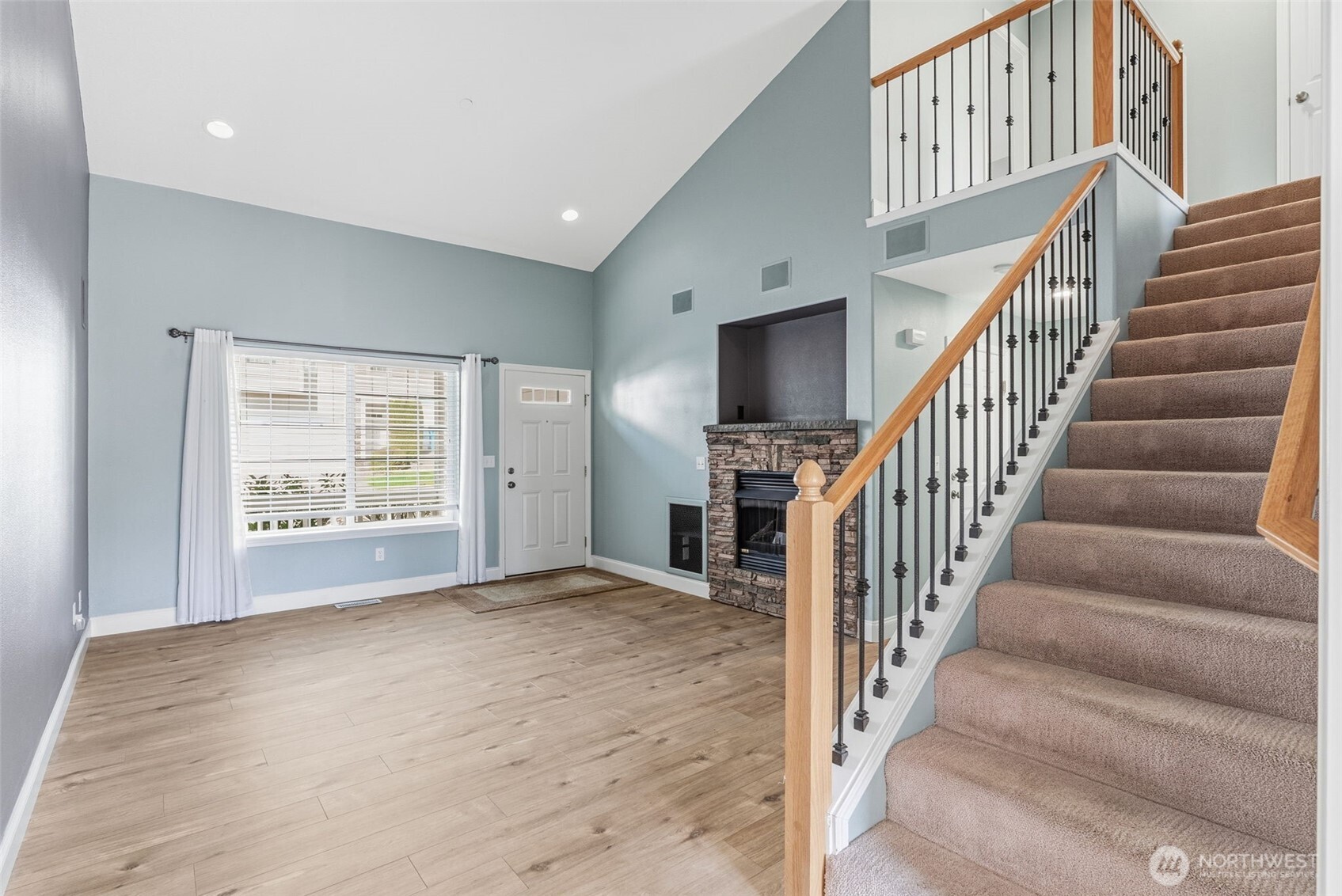 722 Northwest Meadow Ridge Lane Camas, WA 98607 - Photo 7 of 34