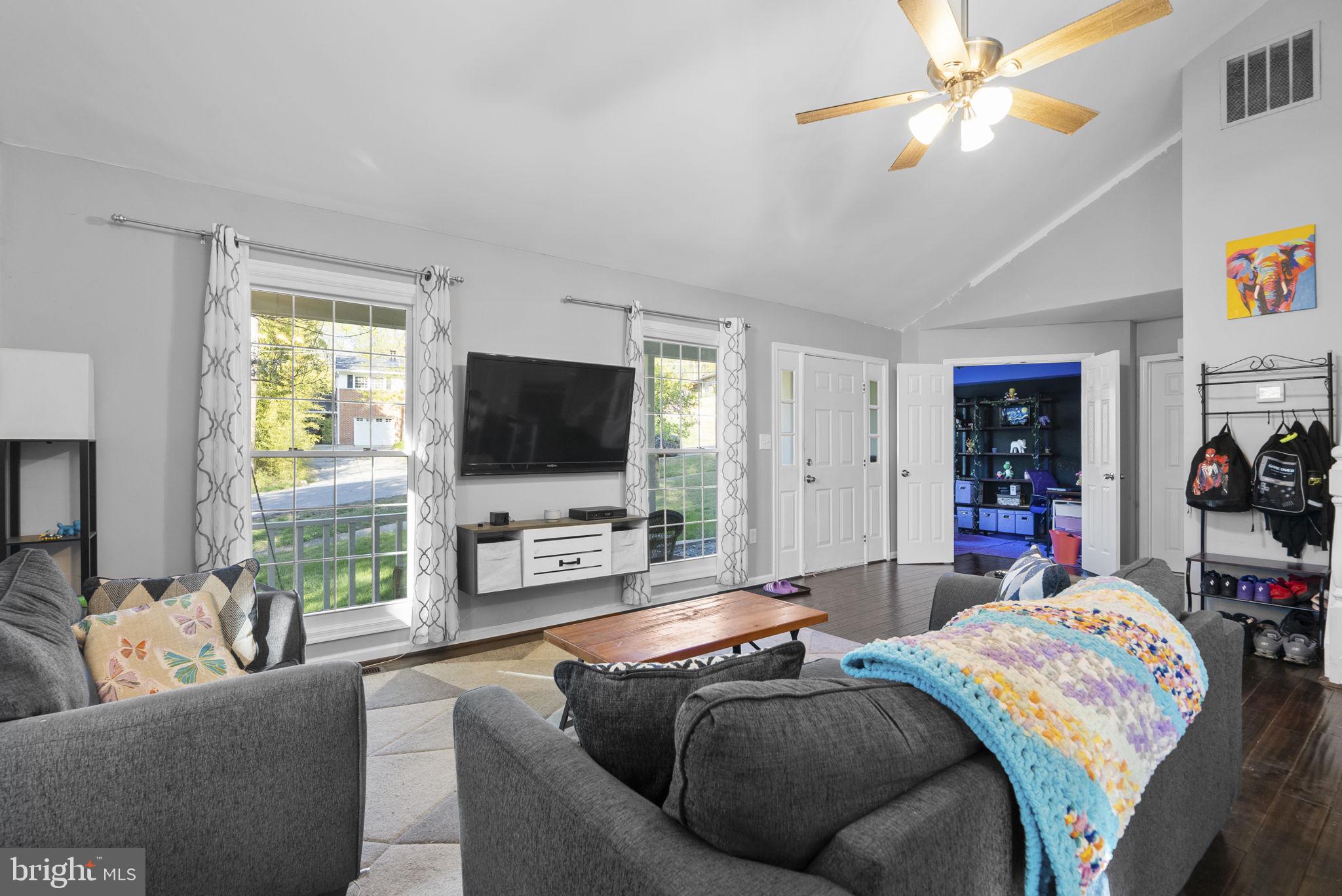 506 Rosier Road Fort Washington, MD 20744 - Photo 6 of 48