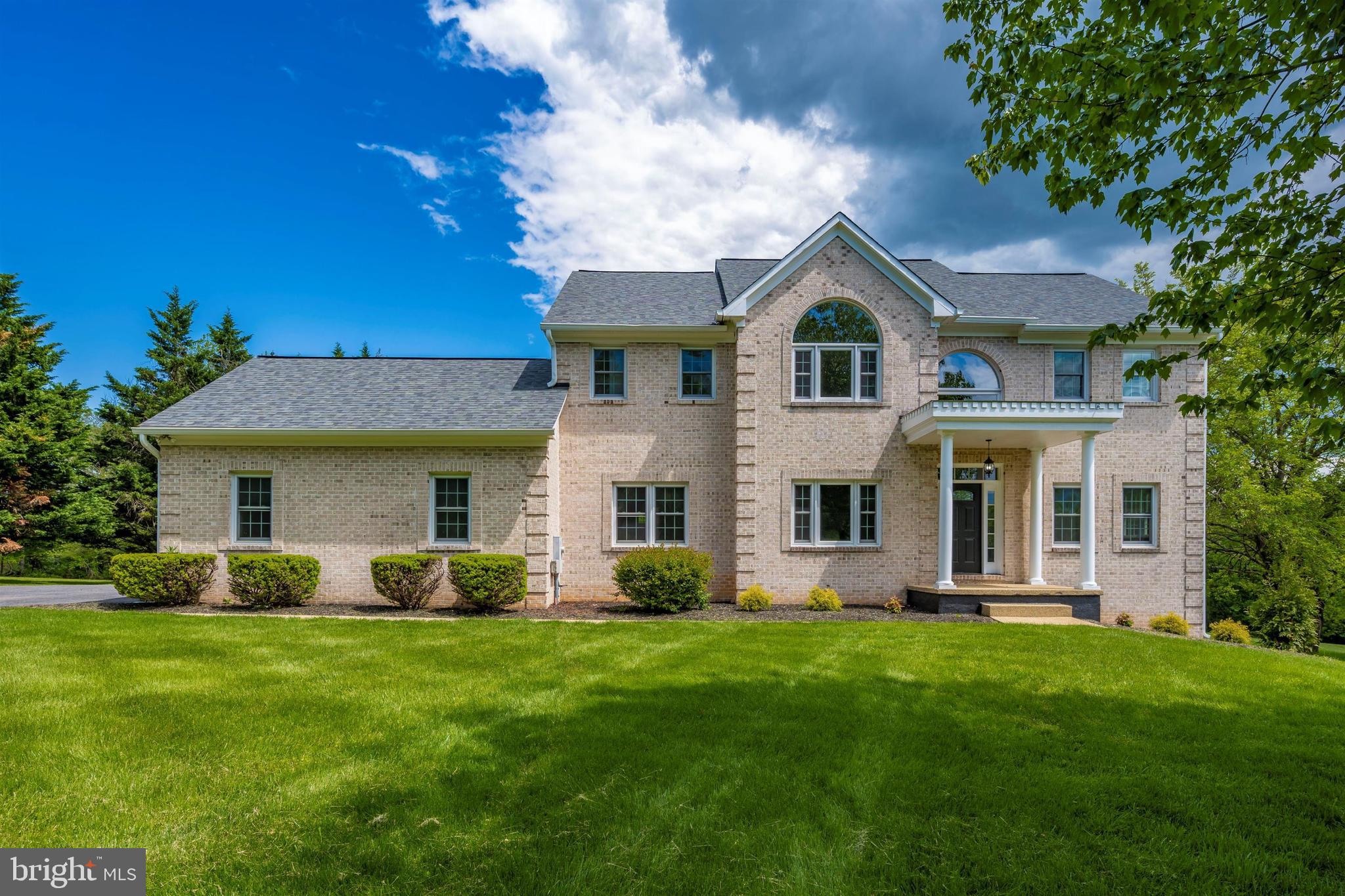23707 Woodfield Road Gaithersburg, MD 20882 - Photo 1 of 44 Gallery Image 1