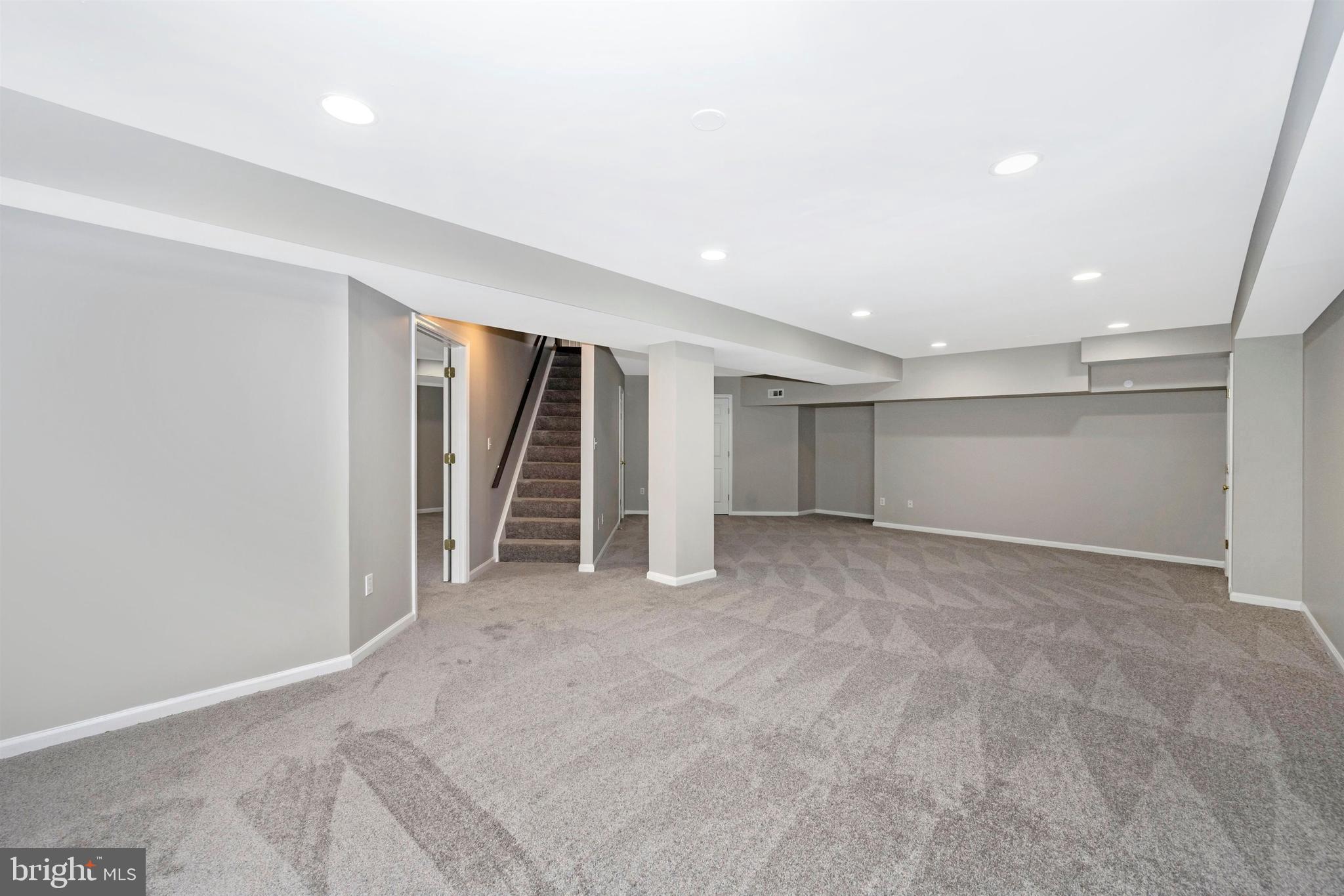 23707 Woodfield Road Gaithersburg, MD 20882 - Photo 27 of 44 Gallery Image 27