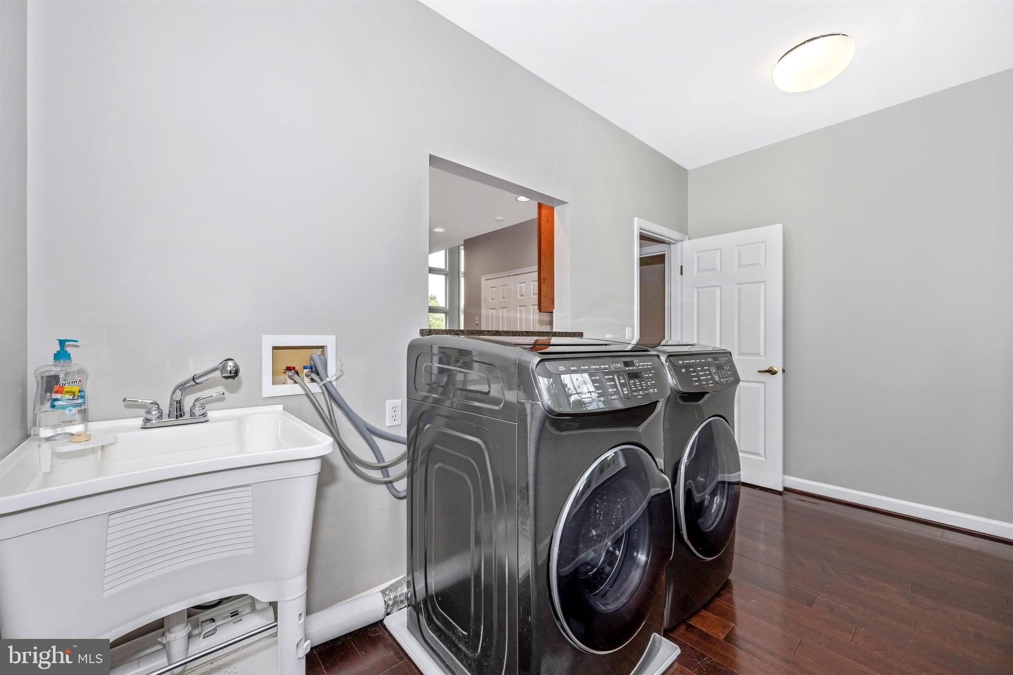 23707 Woodfield Road Gaithersburg, MD 20882 - Photo 35 of 44 Gallery Image 35