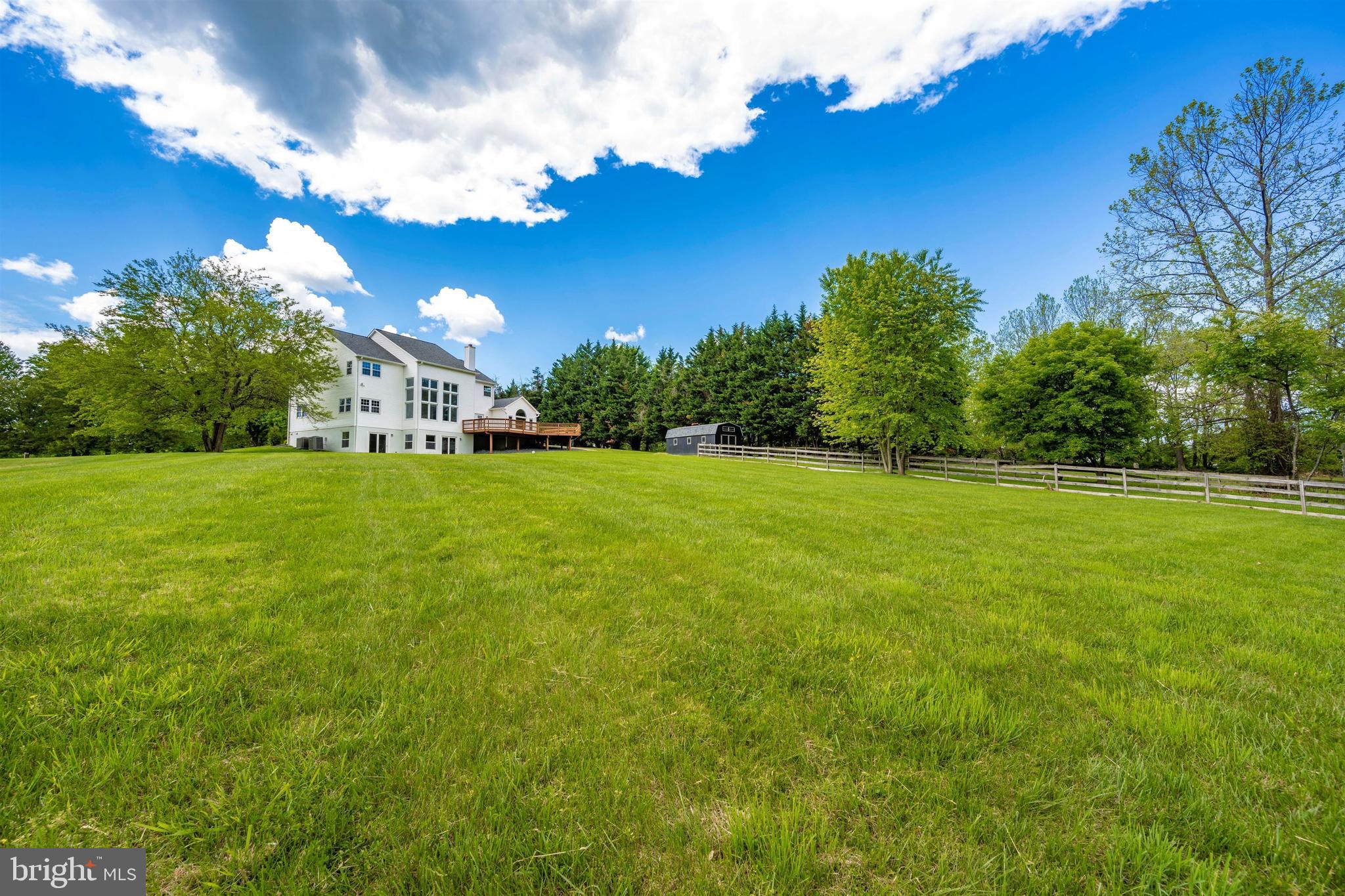 23707 Woodfield Road Gaithersburg, MD 20882 - Photo 42 of 44 Gallery Image 42