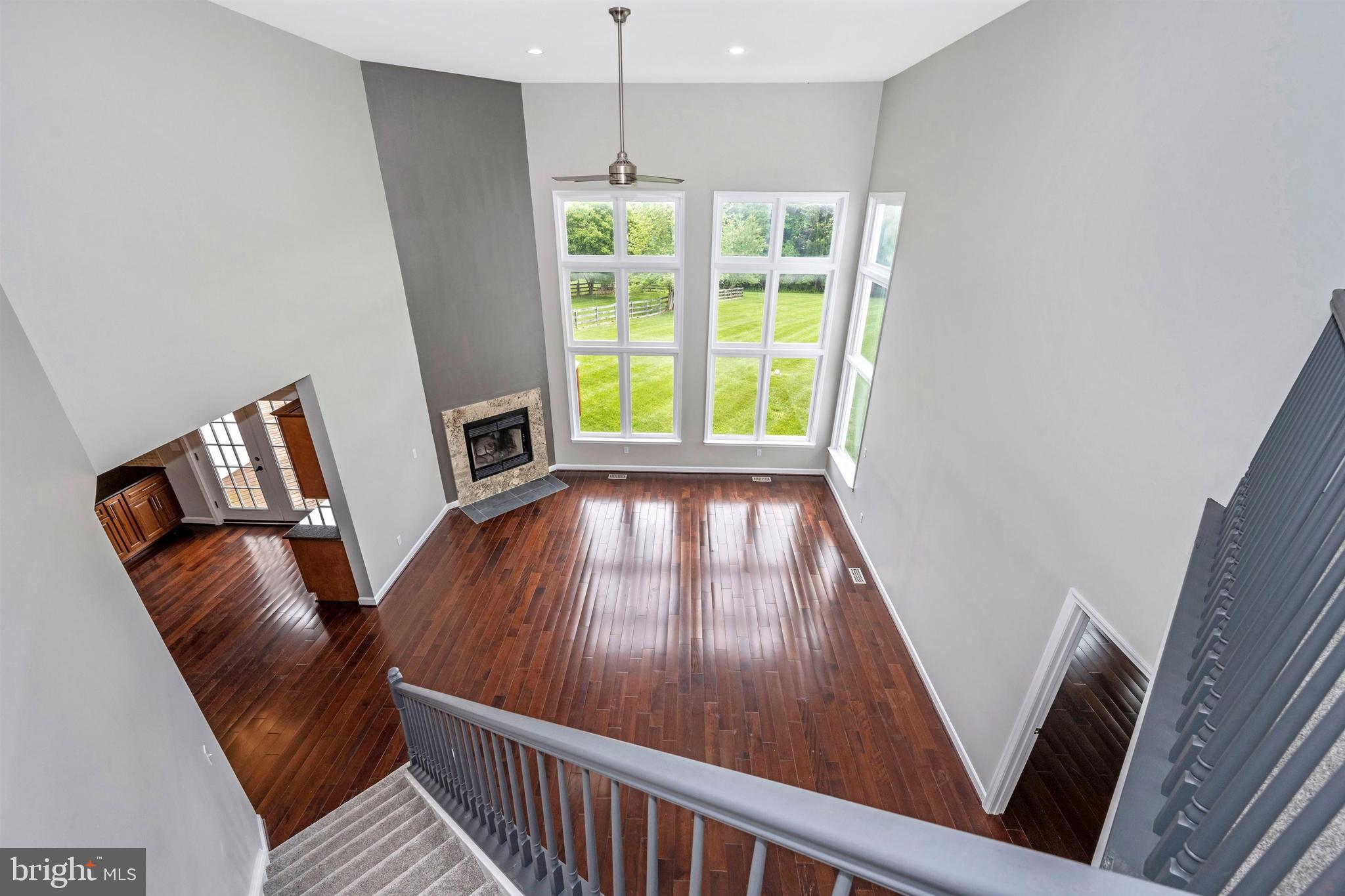 23707 Woodfield Road Gaithersburg, MD 20882 - Photo 6 of 44 Gallery Image 6