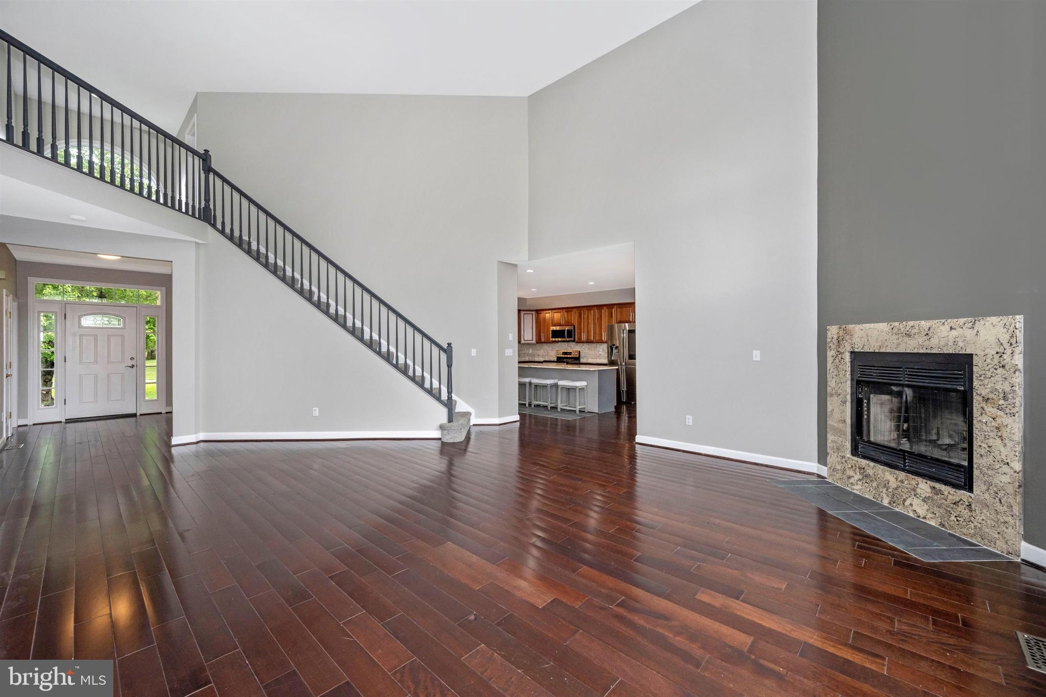 23707 Woodfield Road Gaithersburg, MD 20882 - Photo 8 of 44 Gallery Image 8