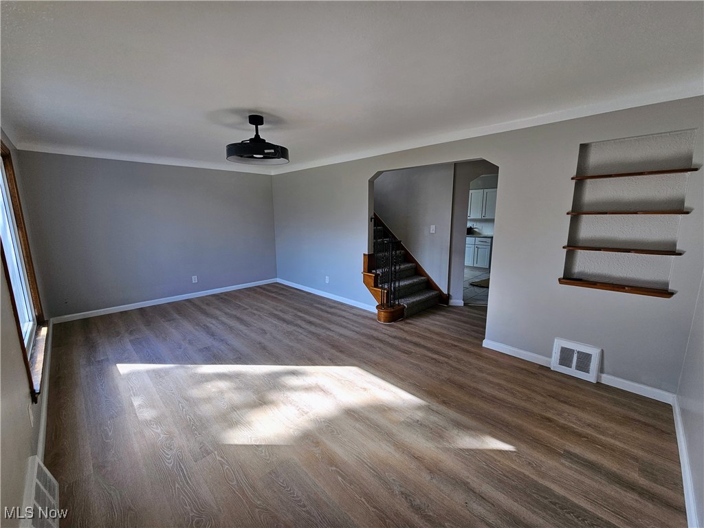 11907 Granger Road Cleveland, OH 44125 - Photo 5 of 44 Gallery Image 5