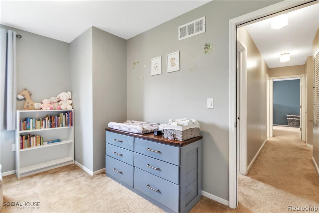 41272 Village Lake Road Novi, MI 48375 - Photo 16 of 56