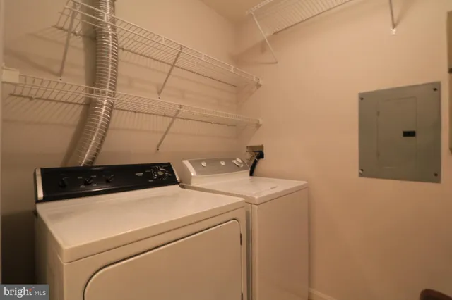 $2,300 | 12000 Amber Ridge Circle, Unit A102, Germantown, MD 20876