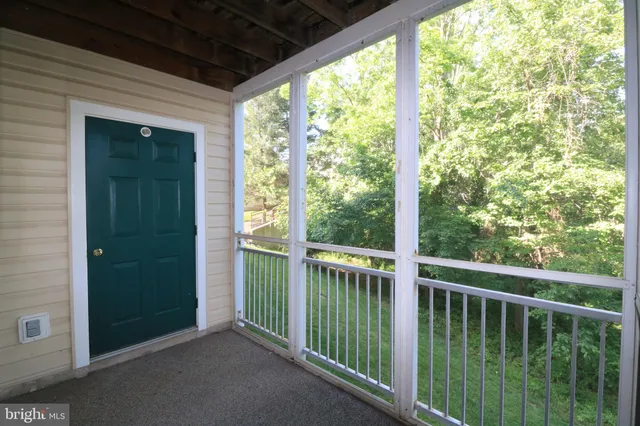 $2,300 | 12000 Amber Ridge Circle, Unit A102, Germantown, MD 20876