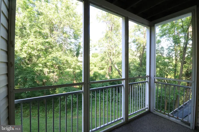 $2,300 | 12000 Amber Ridge Circle, Unit A102, Germantown, MD 20876