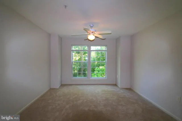 $2,300 | 12000 Amber Ridge Circle, Unit A102, Germantown, MD 20876