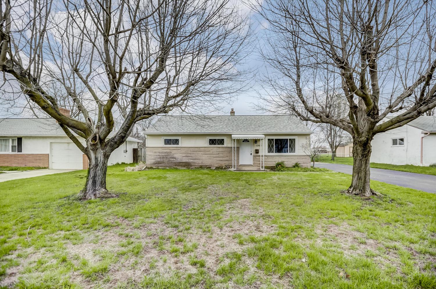 1360 Koebel Road Columbus, OH 43207 - Photo 3 of 29