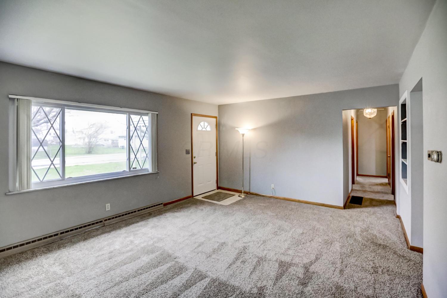 1360 Koebel Road Columbus, OH 43207 - Photo 7 of 29