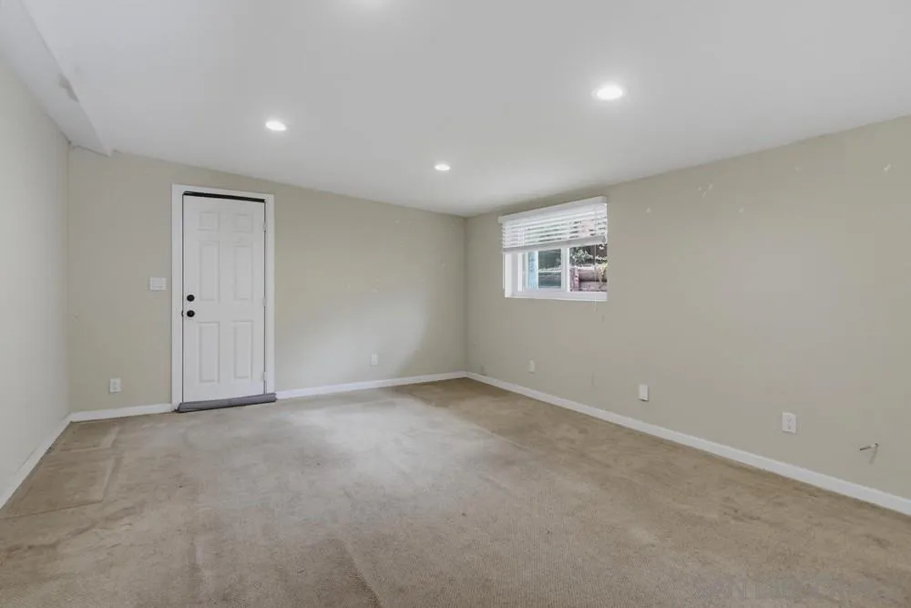 9649 Halberns Boulevard Santee, CA 92071 - Photo 17 of 47