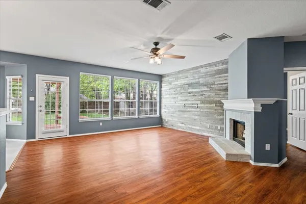 $440,000 | 4004 Castle Creek, Round Rock, TX 78681