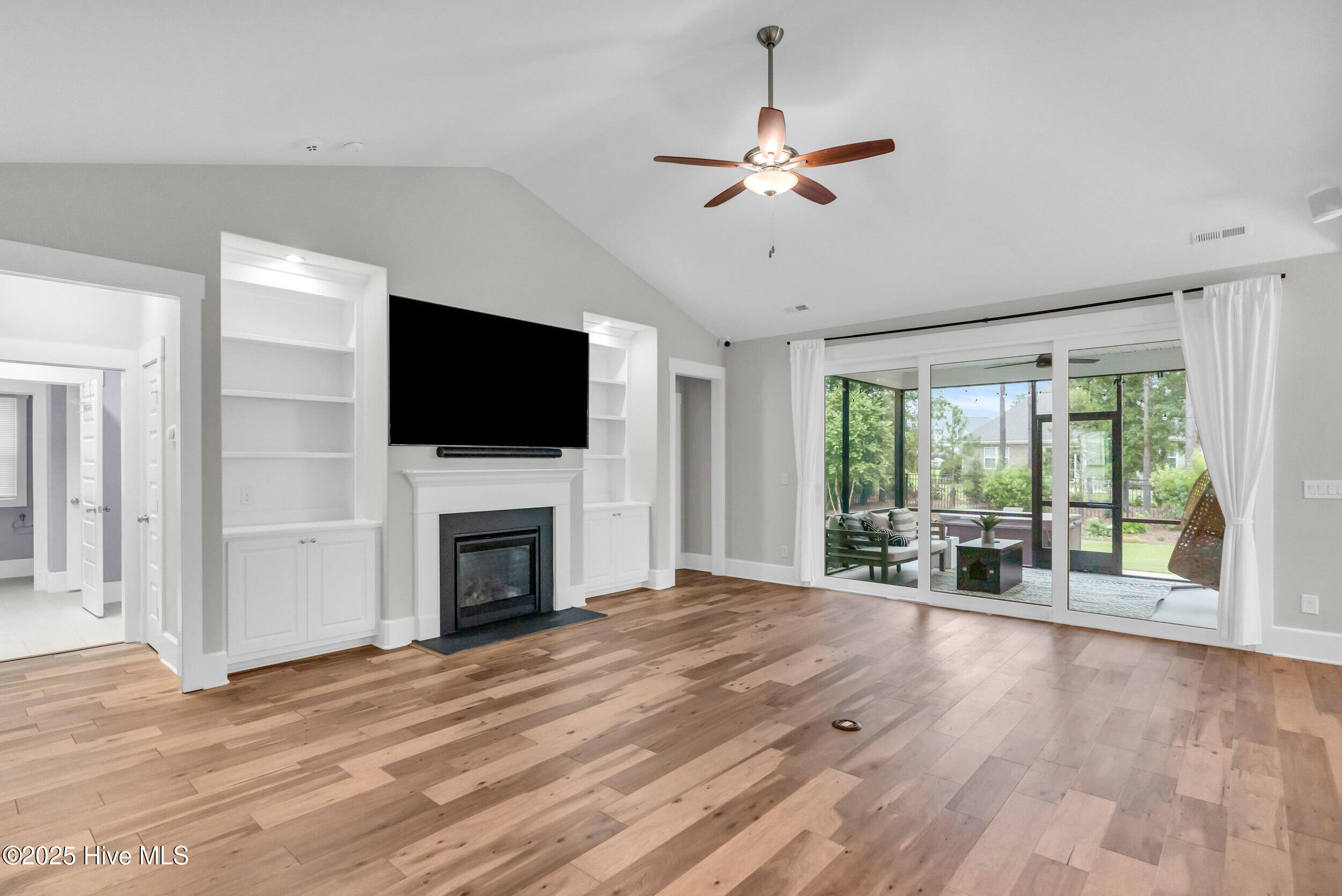 2676 West Timber Crest Drive Leland, NC 28451 - Photo 7 of 38 bs-4