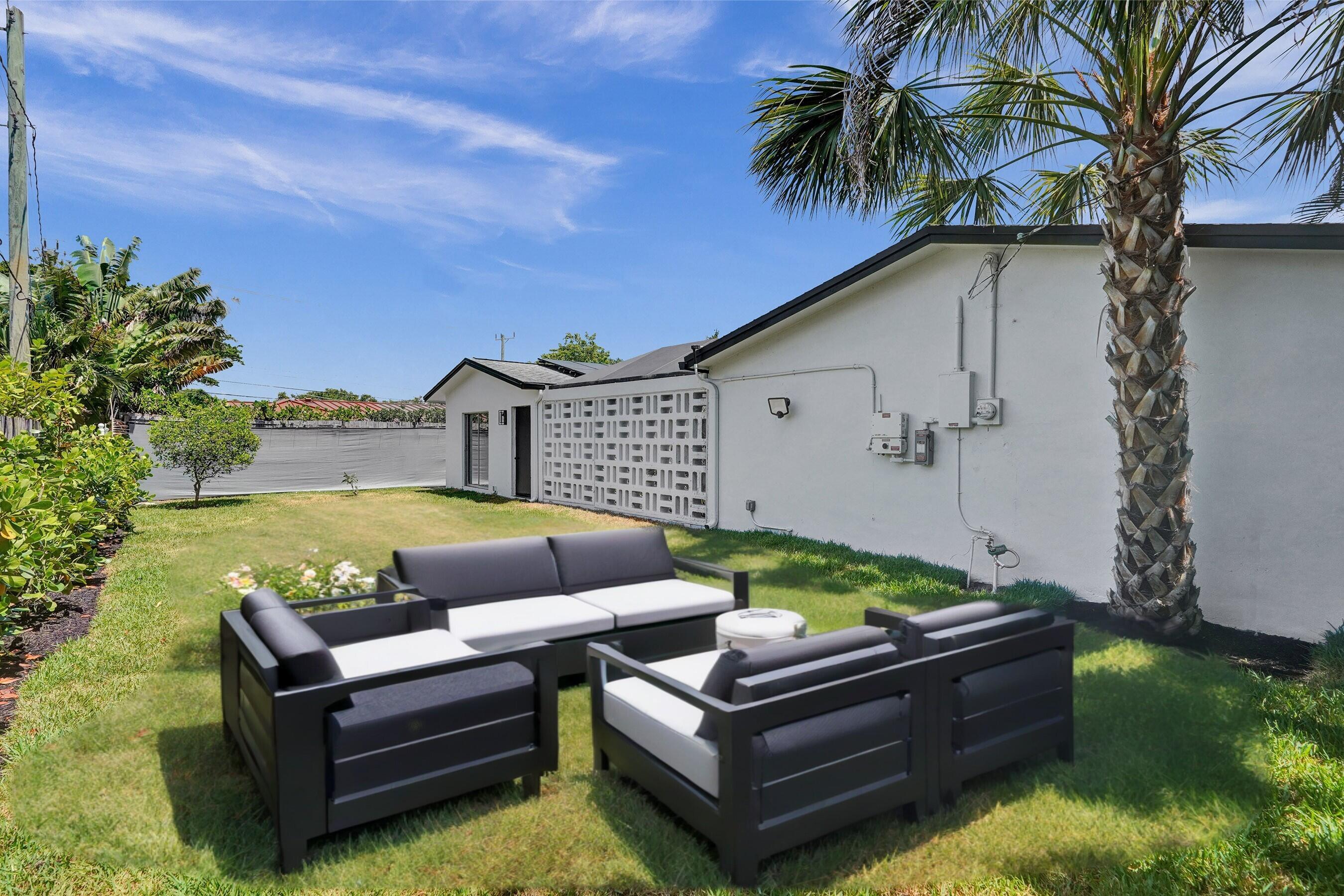 450 Northwest 15th Street Boca Raton, FL 33432 - Photo 32 of 33 Virtually Staged