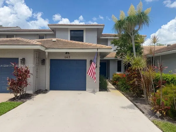 $679,000 | 643 Deer Creek Shore Drive North, Deerfield Beach, FL 33442