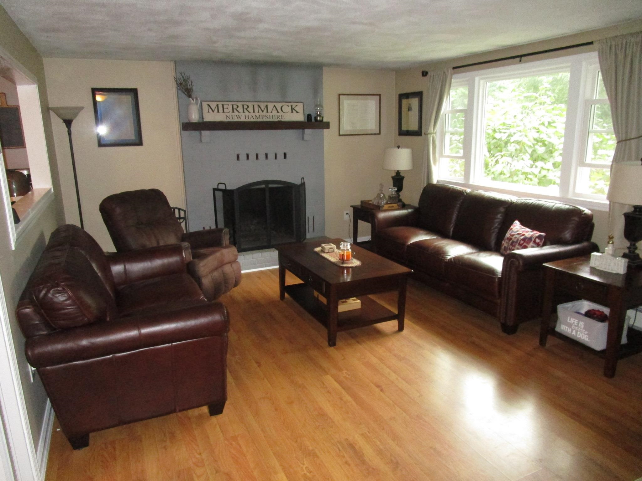 31 Peter Road Merrimack, NH 03054 - Photo 3 of 23