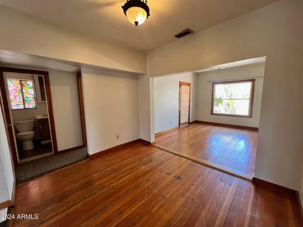 $1,300 | 902 East Palm Lane, Unit A, Phoenix, AZ 85006