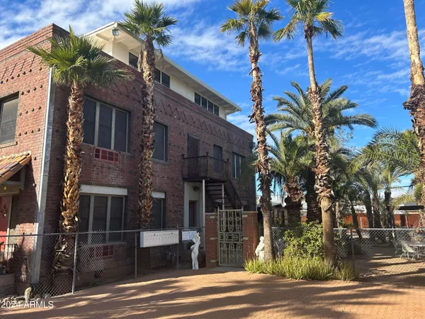$1,300 | 902 East Palm Lane, Unit A, Phoenix, AZ 85006