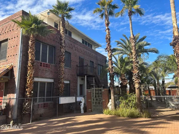 $1,300 | 902 East Palm Lane, Unit A, Phoenix, AZ 85006