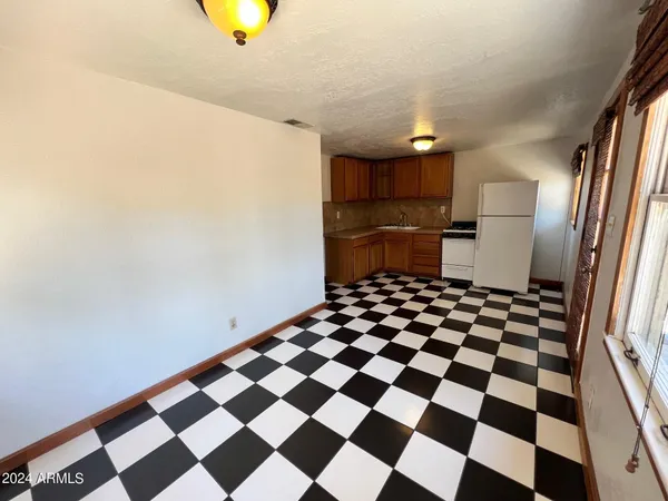 $1,300 | 902 East Palm Lane, Unit A, Phoenix, AZ 85006
