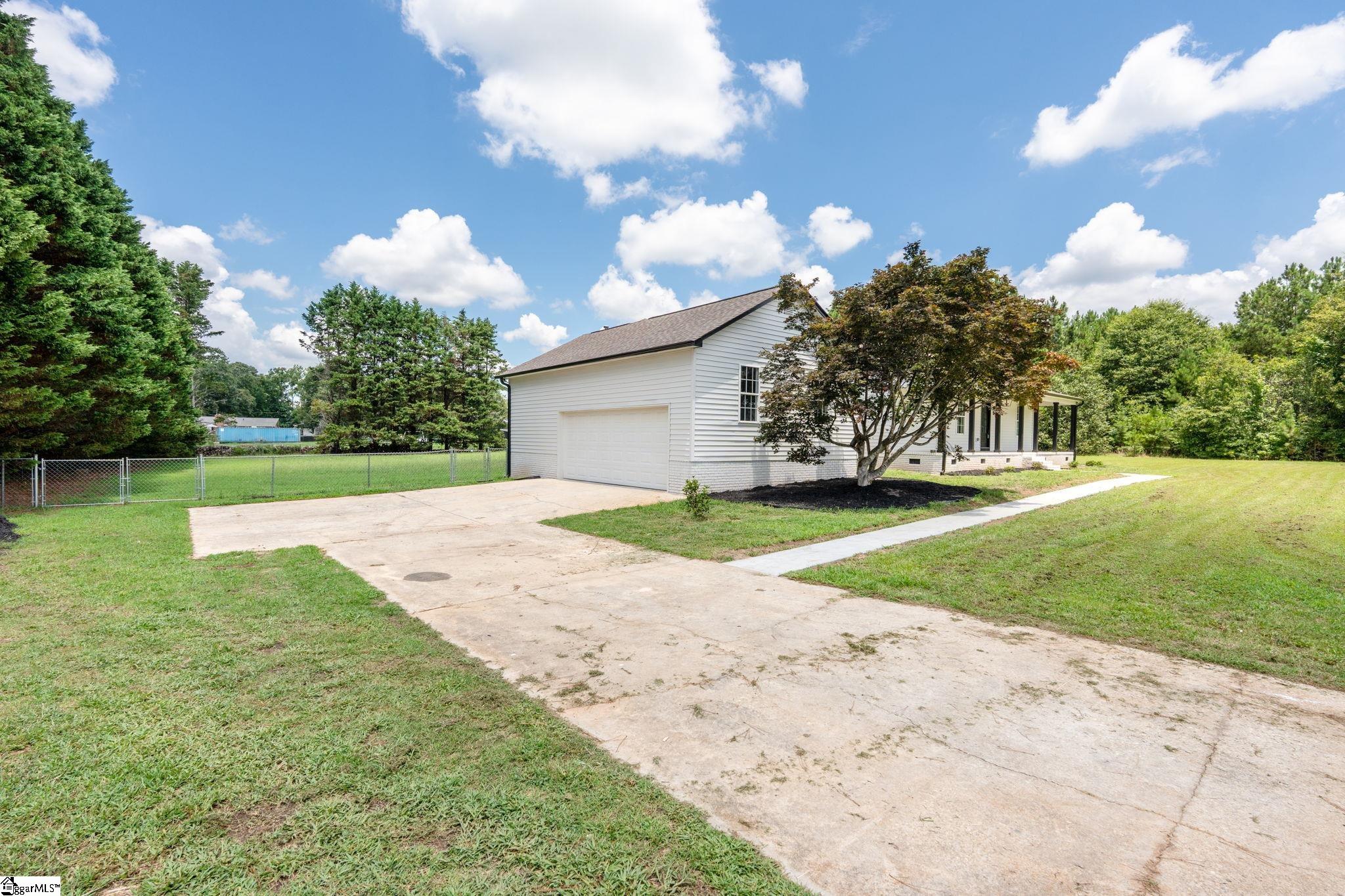 111 Bear Road Piedmont, SC 29673 - Photo 40 of 45