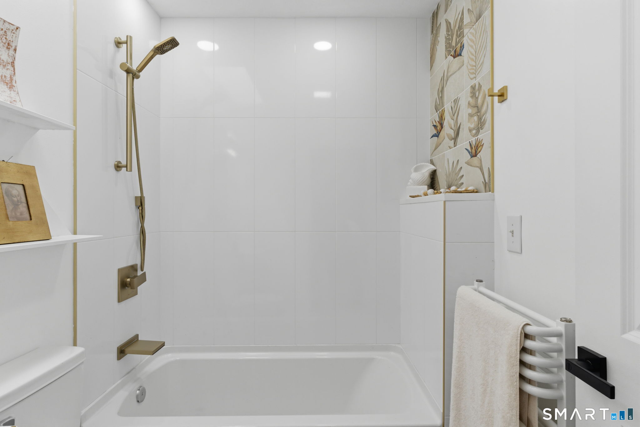 16 Beverly Road East Lyme, CT 06357 - Photo 35 of 40 a bathroom with a bathtub and shower