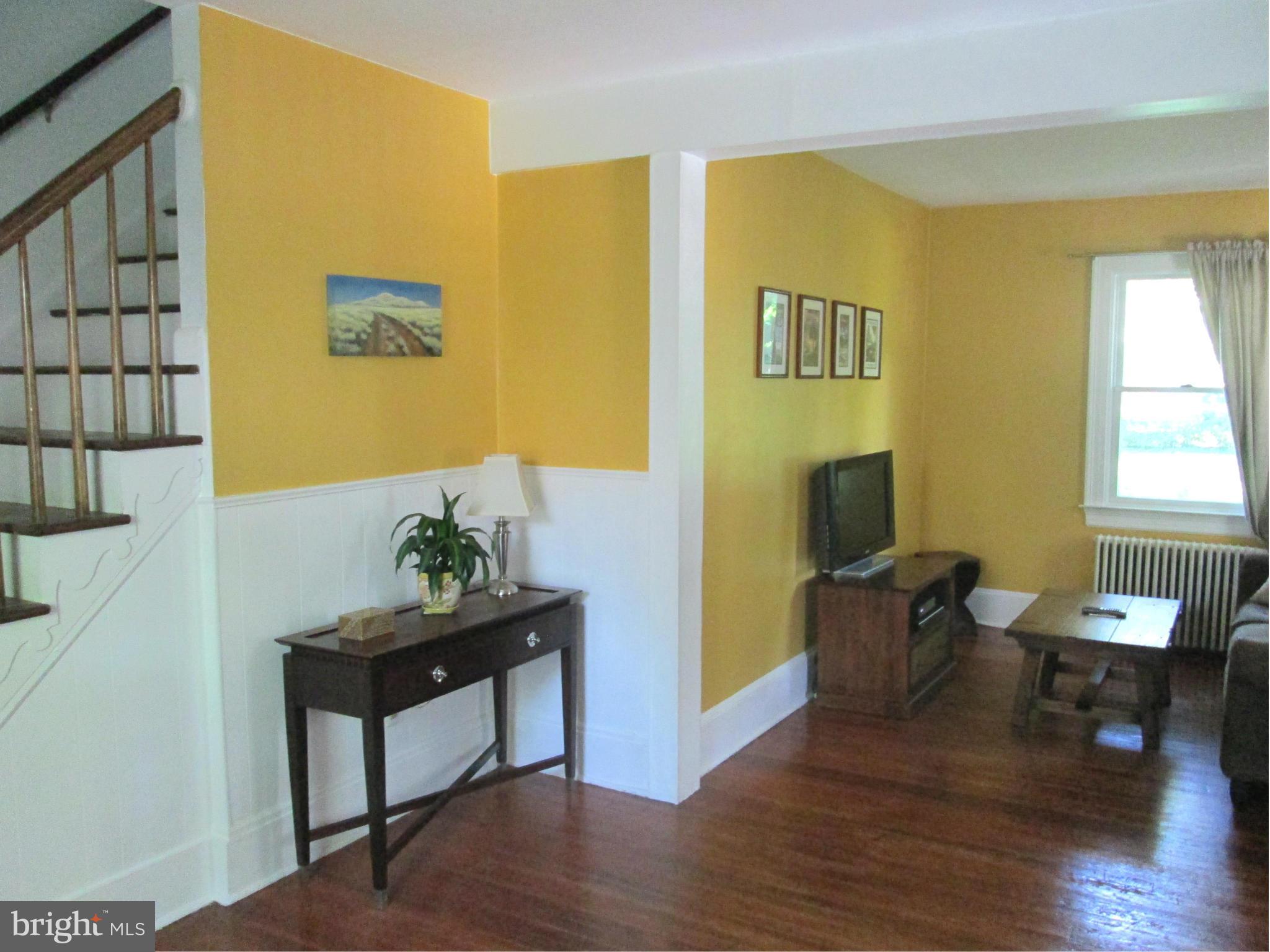 3061 Evans Road Riva, MD 21140 - Photo 8 of 22 a living room with furniture and wooden floor