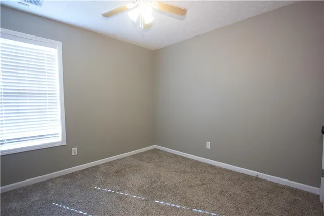 $2,400 | 413 Vista Way, Loganville, GA 30052