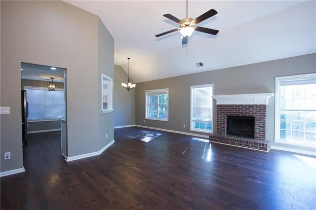 $2,400 | 413 Vista Way, Loganville, GA 30052