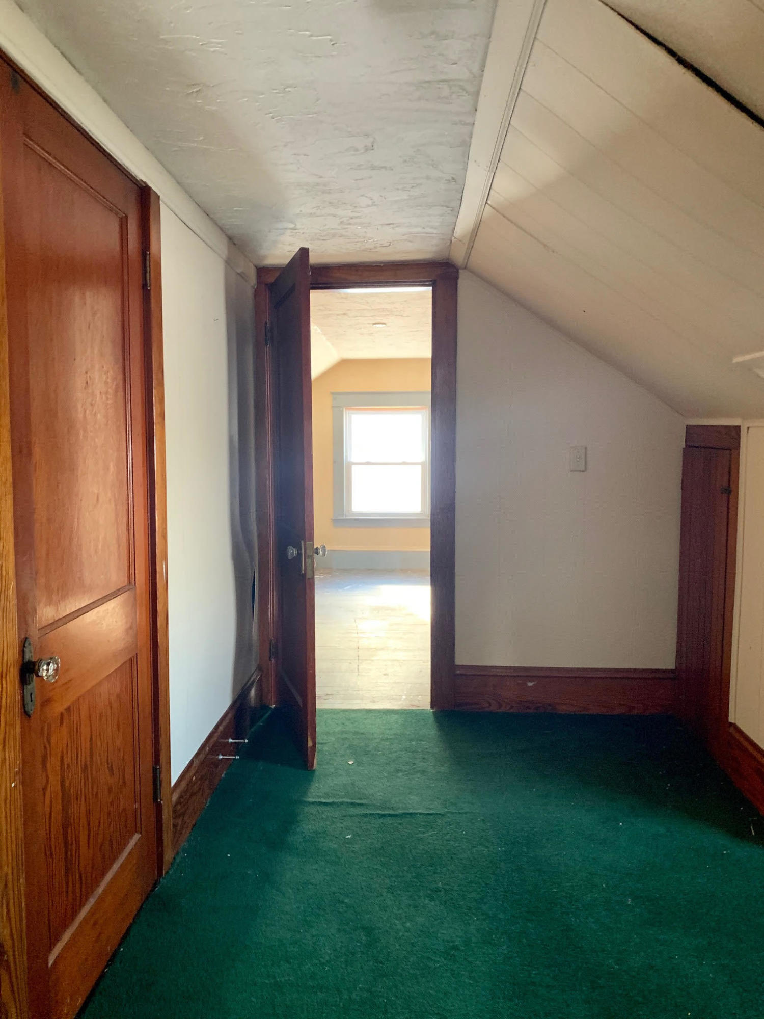 89 Old Waterville Road Oakland, ME 04963 - Photo 19 of 20 Upstairs Hallway