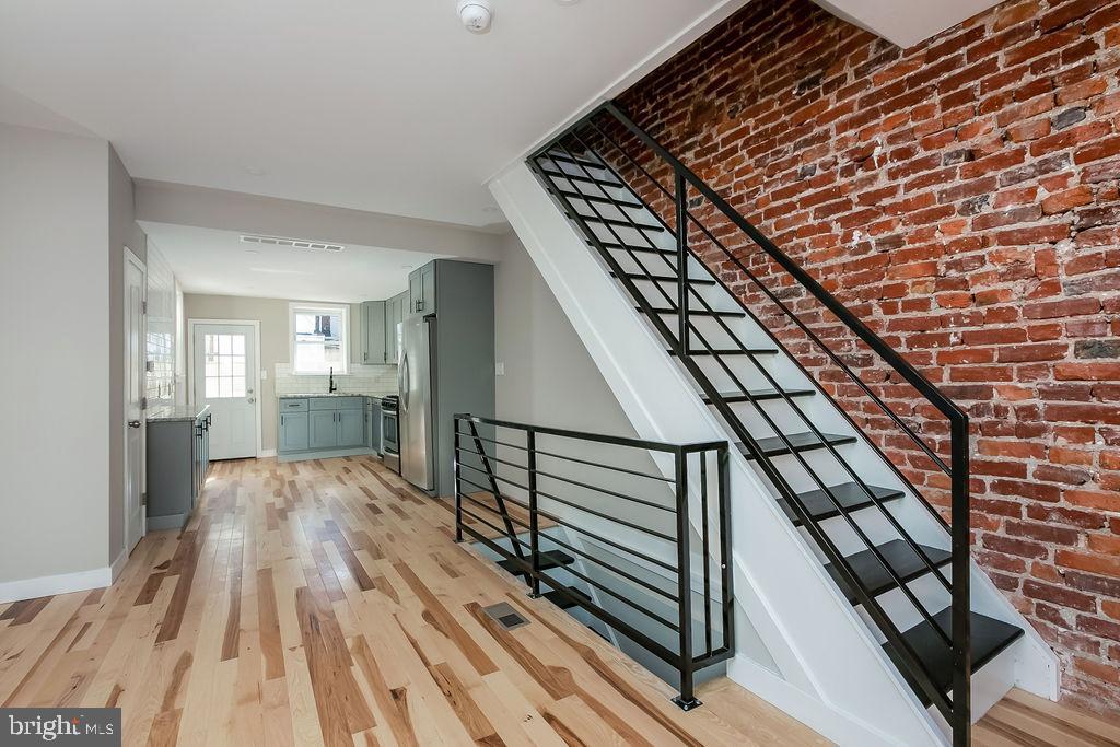 142 West Ritner Street Philadelphia, PA 19148 - Photo 3 of 25 Gallery Image 3