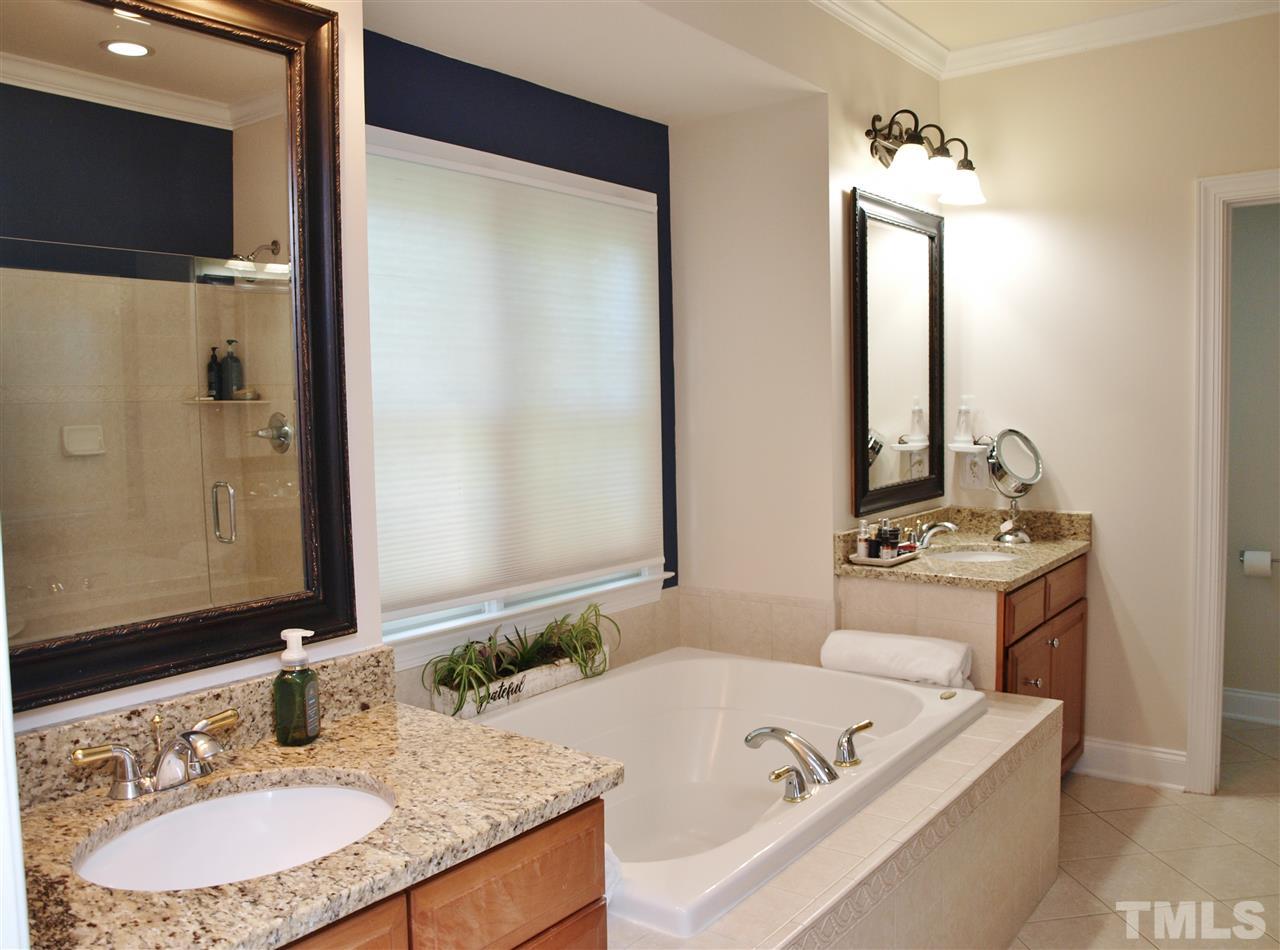 10824 Round Brook Circle Raleigh, NC 27617 - Photo 16 of 30 Gallery Image 16